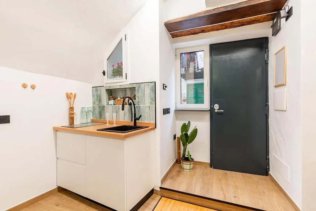 Varriale House Eco Green Free Parking For Small Cars Only Apartment