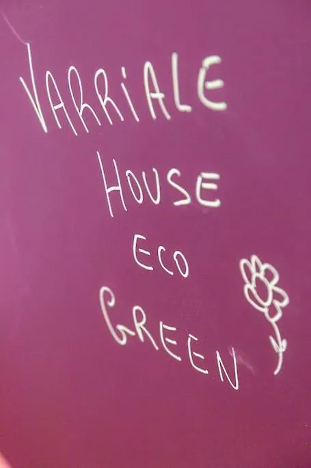 Varriale House Eco Green Free Parking For Small Cars Only Napoli